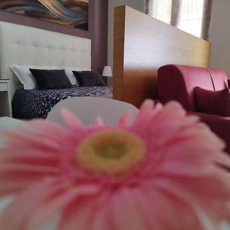 Casa Nicole Apartment กัสเตลบูโอโน ภายนอก รูปภาพ