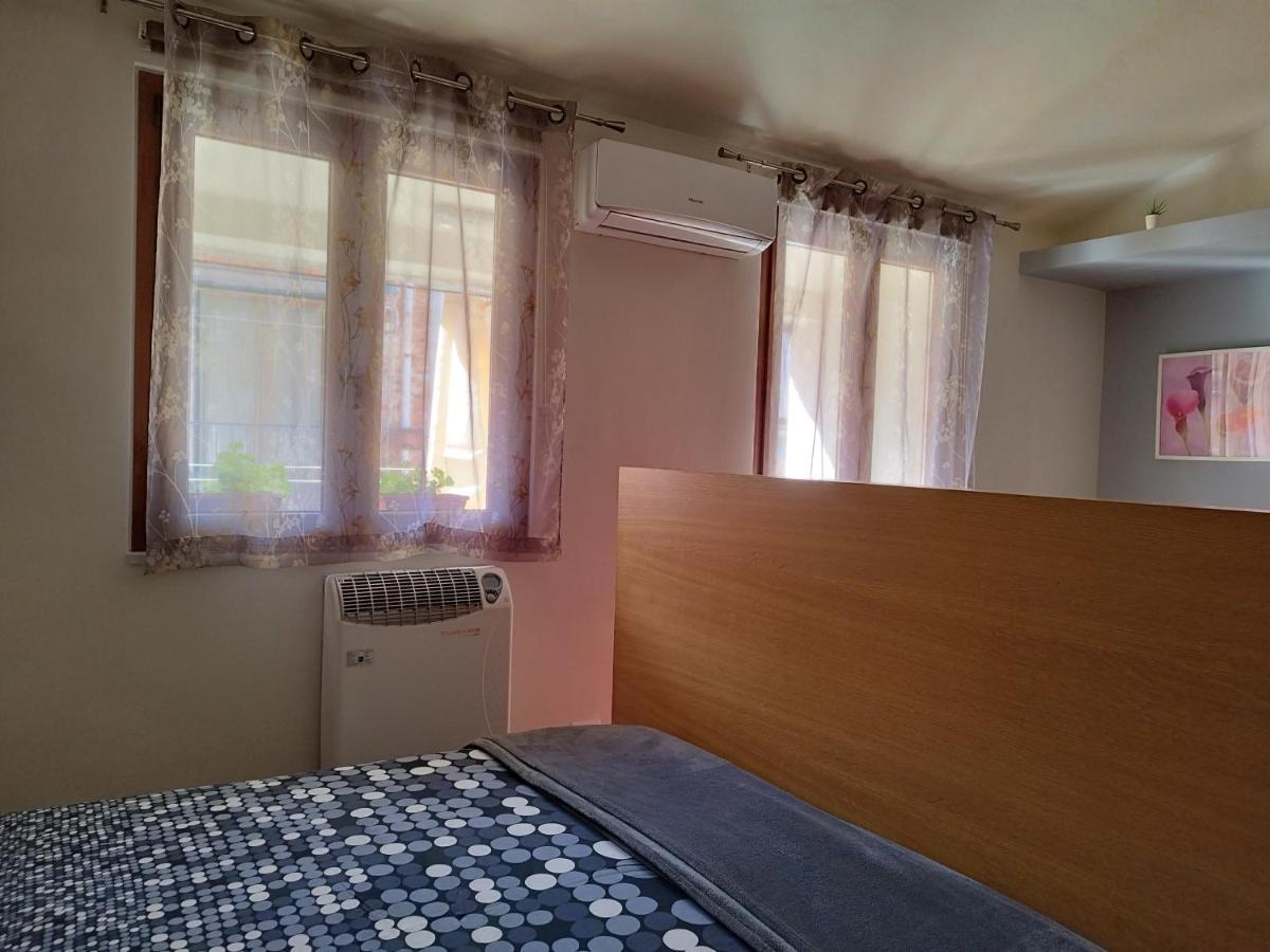 Casa Nicole Apartment กัสเตลบูโอโน ภายนอก รูปภาพ