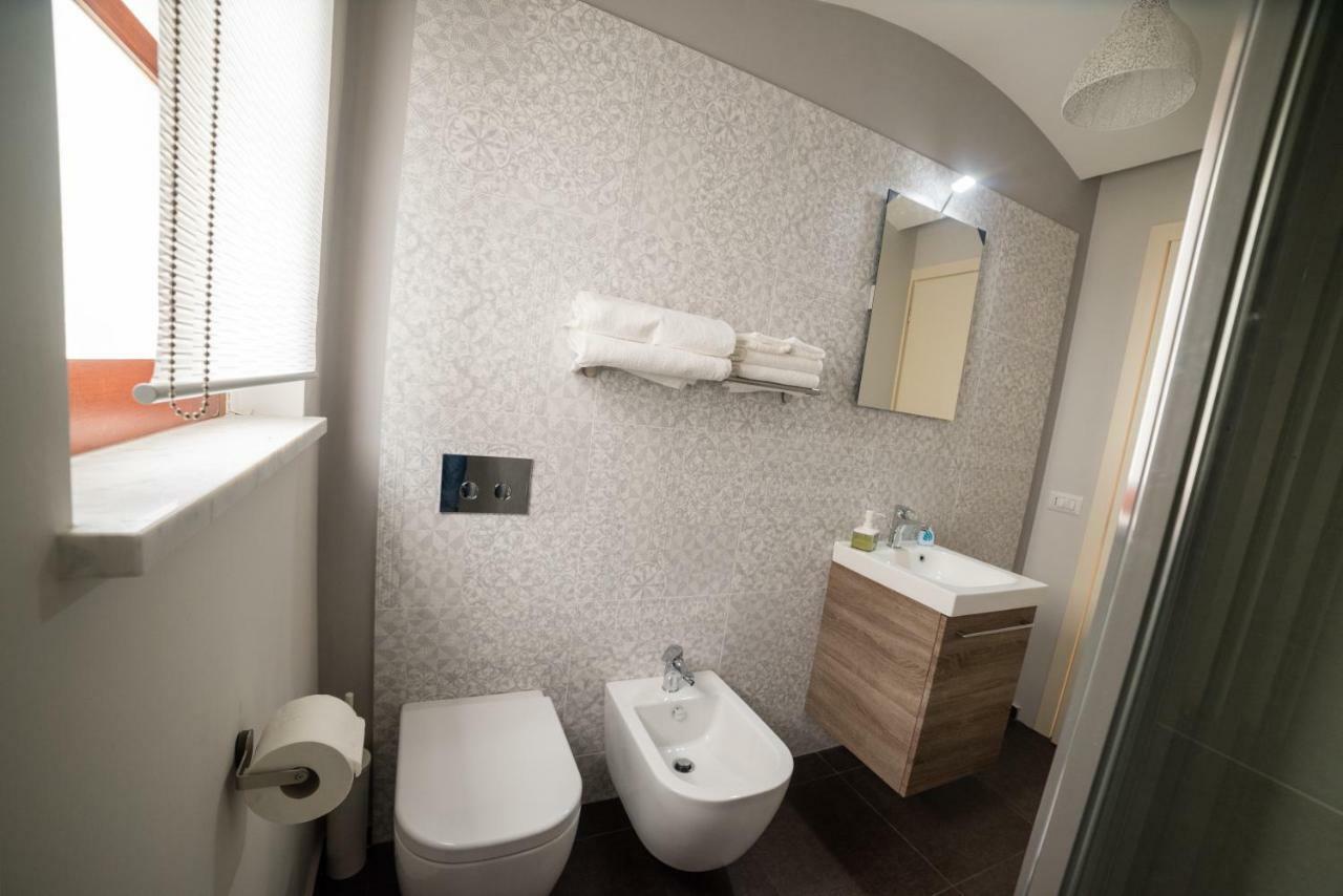 Casa Nicole Apartment กัสเตลบูโอโน ภายนอก รูปภาพ